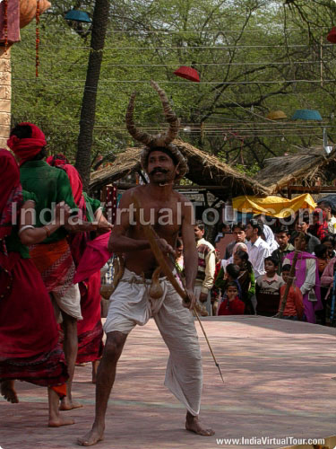 Artists from Chattisgarh