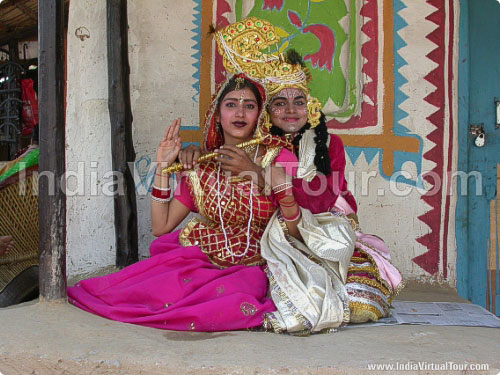 Artists as lord Krishna and Radha posing for IndiaVirtualTour.com exclusively